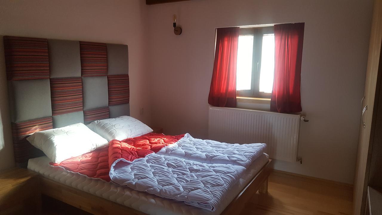 Konoba Ognjiste Panzió Sokolac  Kültér fotó