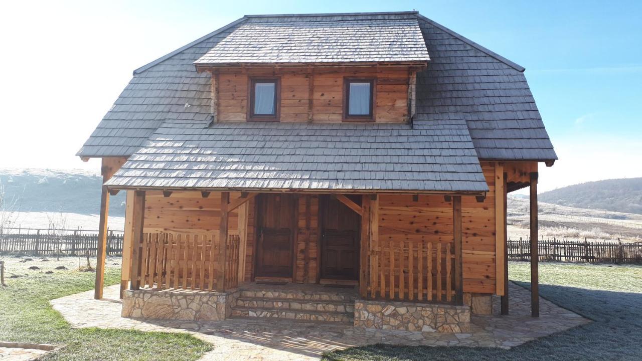 Konoba Ognjiste Panzió Sokolac  Kültér fotó
