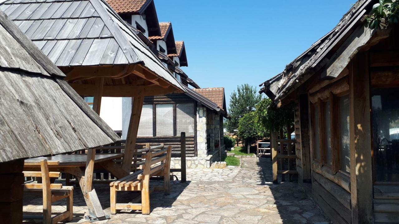 Konoba Ognjiste Panzió Sokolac  Kültér fotó