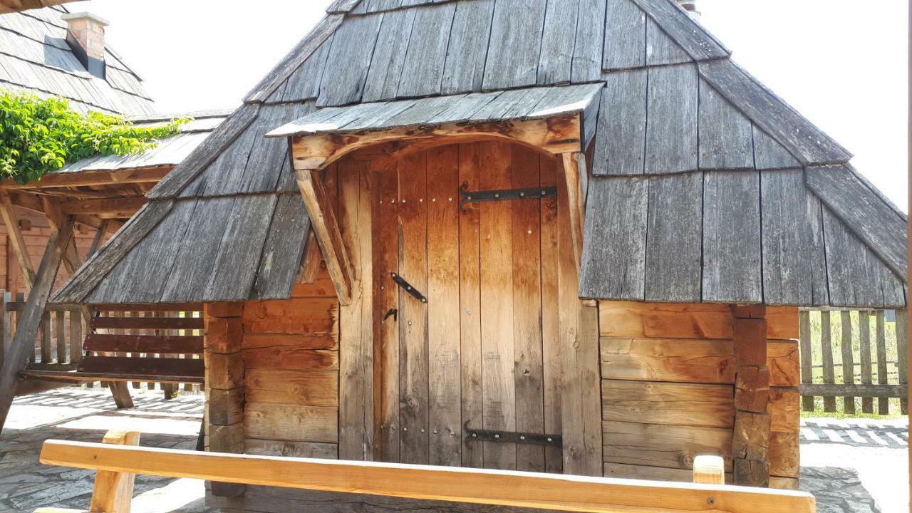 Konoba Ognjiste Panzió Sokolac  Kültér fotó