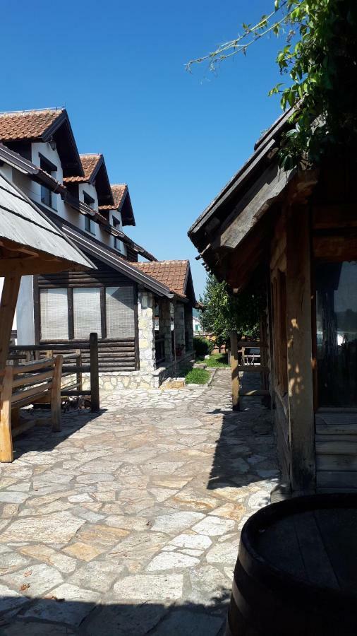 Konoba Ognjiste Panzió Sokolac  Kültér fotó
