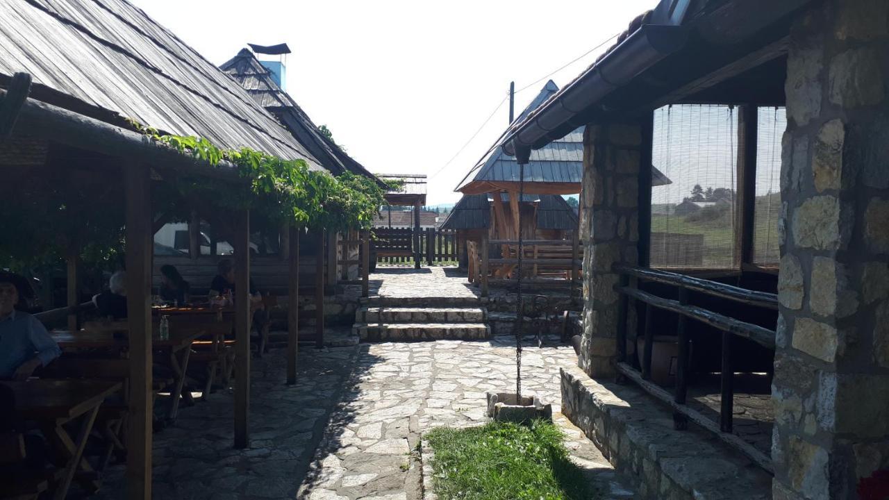Konoba Ognjiste Panzió Sokolac  Kültér fotó